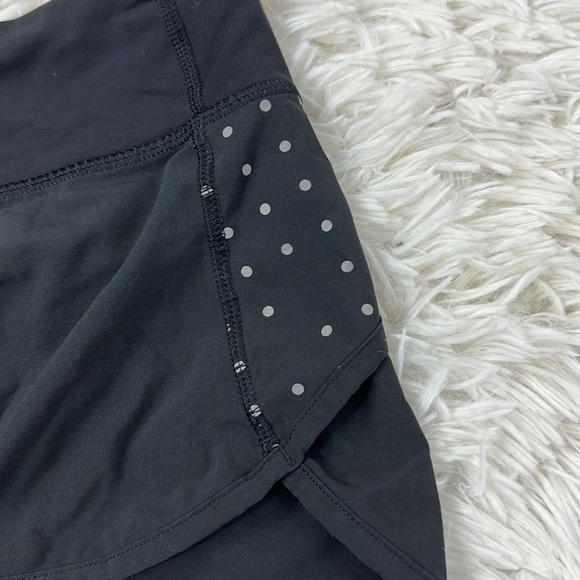 Lululemon Speed Short Reflective Dots - Picture 3 of 7